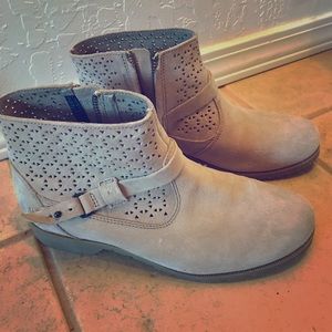 Teva Boots